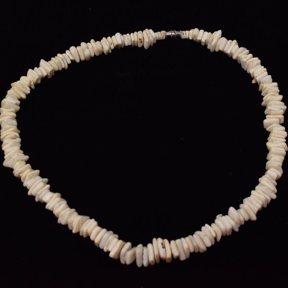 Vintage Puka Shell Necklace 17.75" Choker Beach Casual Island Surf Hippie Boho - Picture 4 of 7